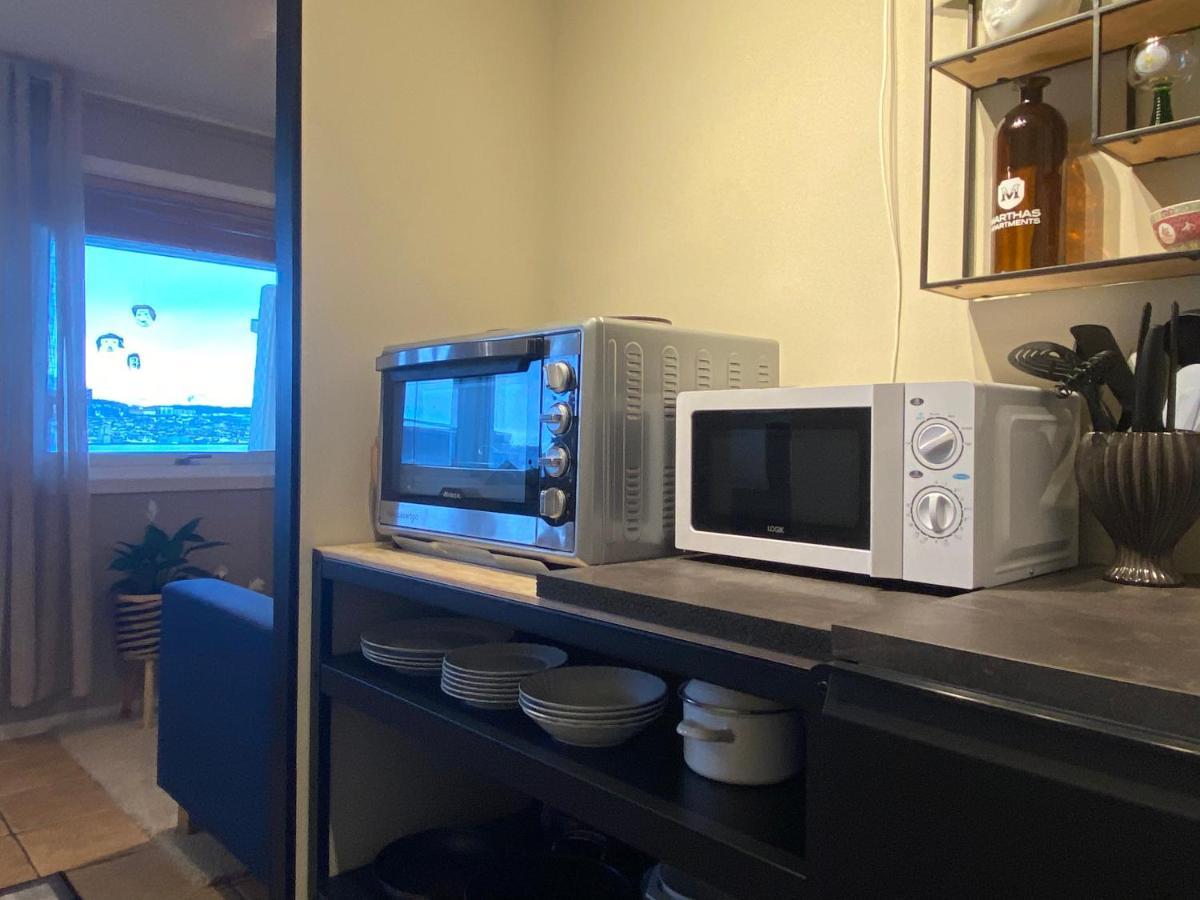 Polar Cozy Apartment - With View And Free Parking Тромсьо Екстериор снимка